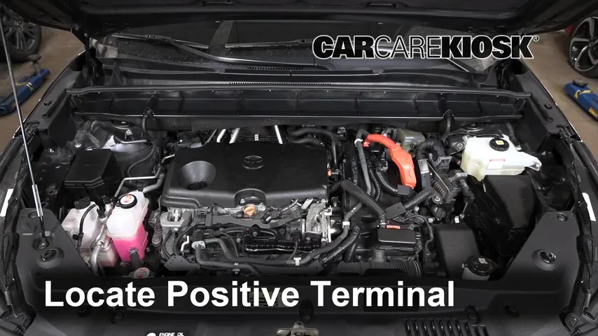 2022 Toyota Highlander Hybrid Limited 2.5L 4 Cyl. FHEV Battery Jumpstart